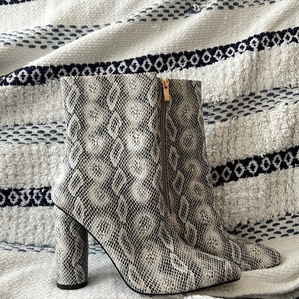 Fashion nova snake boots